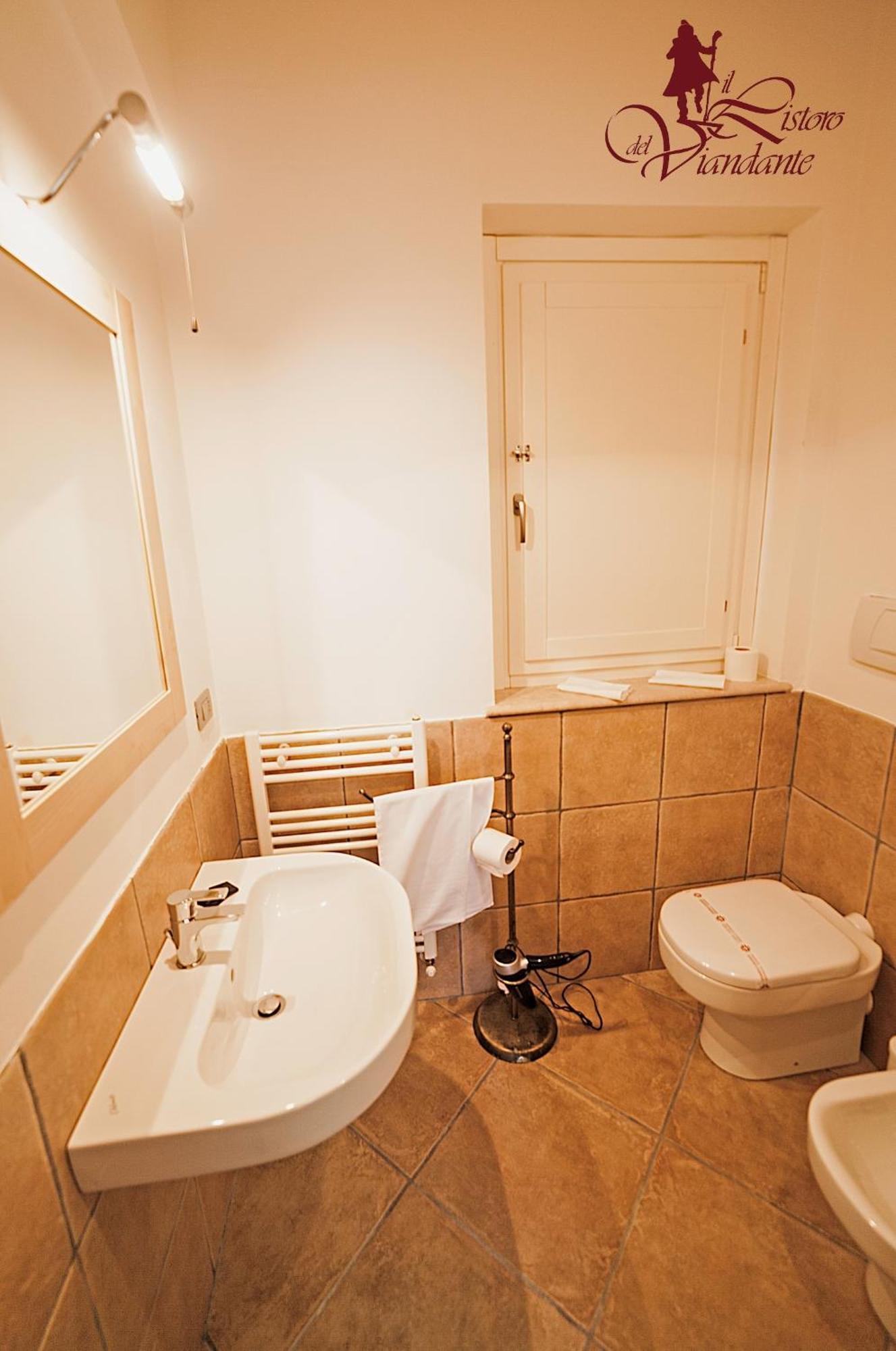 Hotel Il Ristoro Del Viandante à Offagna Chambre photo